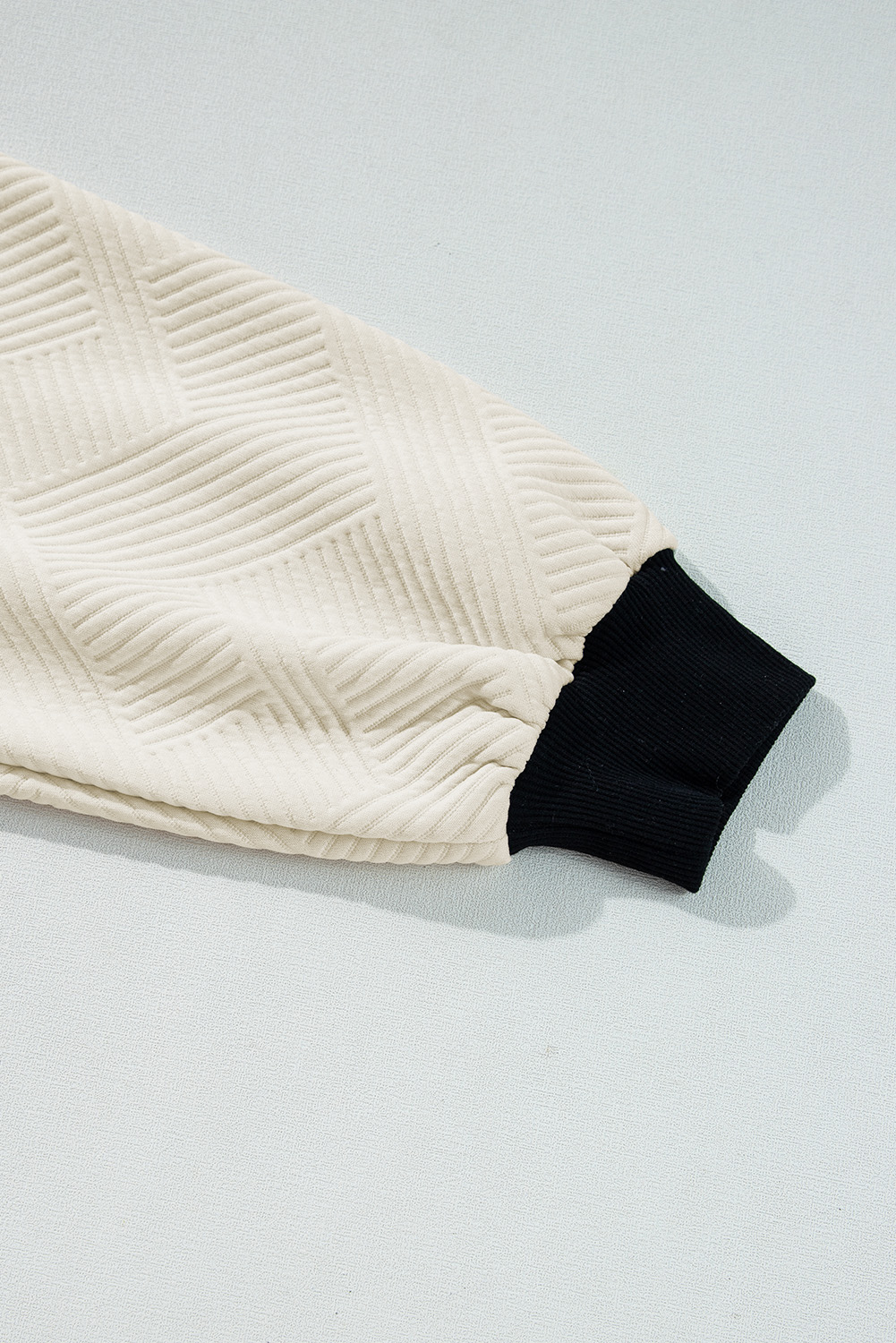 Stylish Long Sleeve Casual Top with Color Block Edges - Jet Stream - Detail View 10 Stylish Long Sleeve Casual Top with Color Block Edges - Jet Stream - Detail View 10