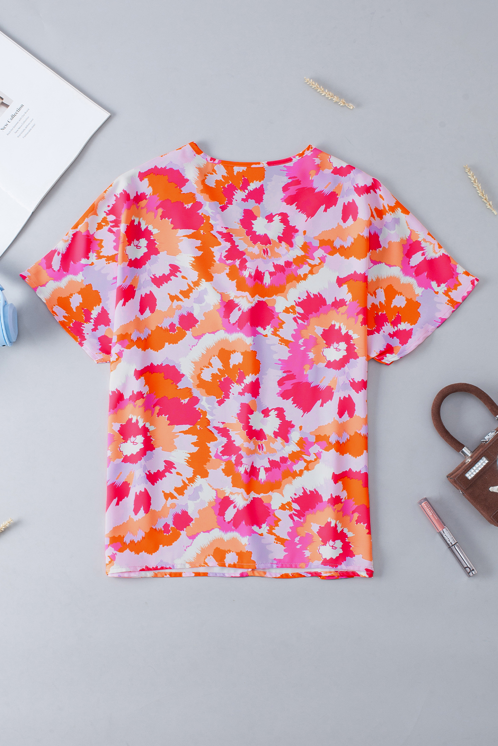 Chic Short Sleeve Blouse: Rose Red Abstract Print V-Neck Top - Detail View 7 Chic Short Sleeve Blouse: Rose Red Abstract Print V-Neck Top - Detail View 7