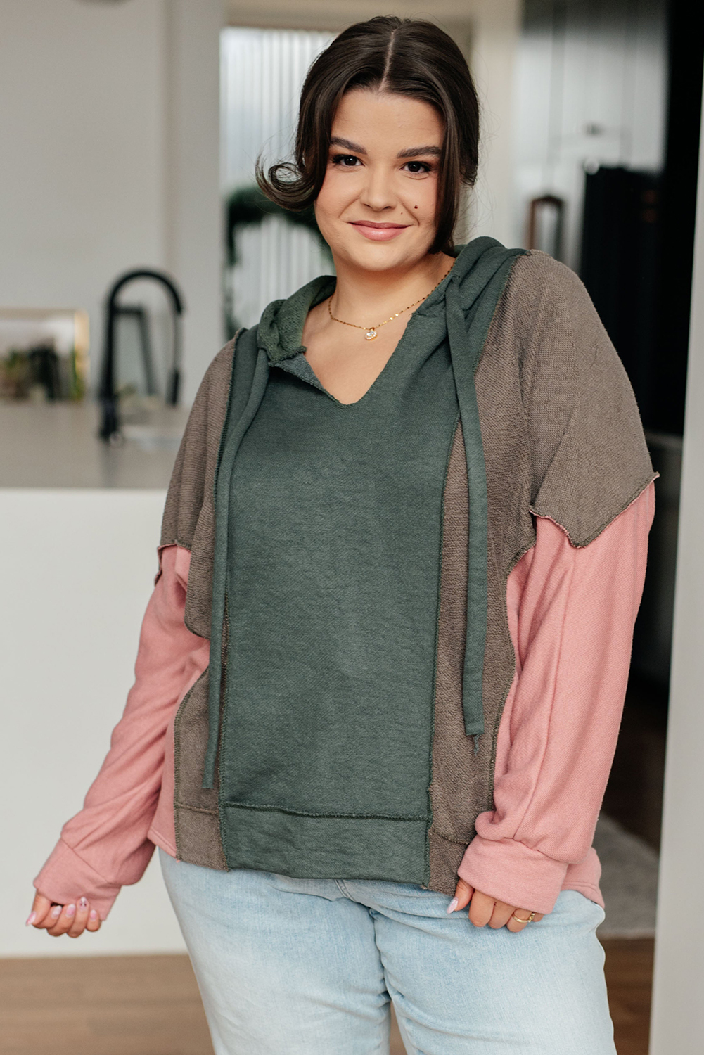 Plus Size Women's Breen Colorblock Patchwork V Neck Hoodie - Detail View 6 Plus Size Women's Breen Colorblock Patchwork V Neck Hoodie - Detail View 6