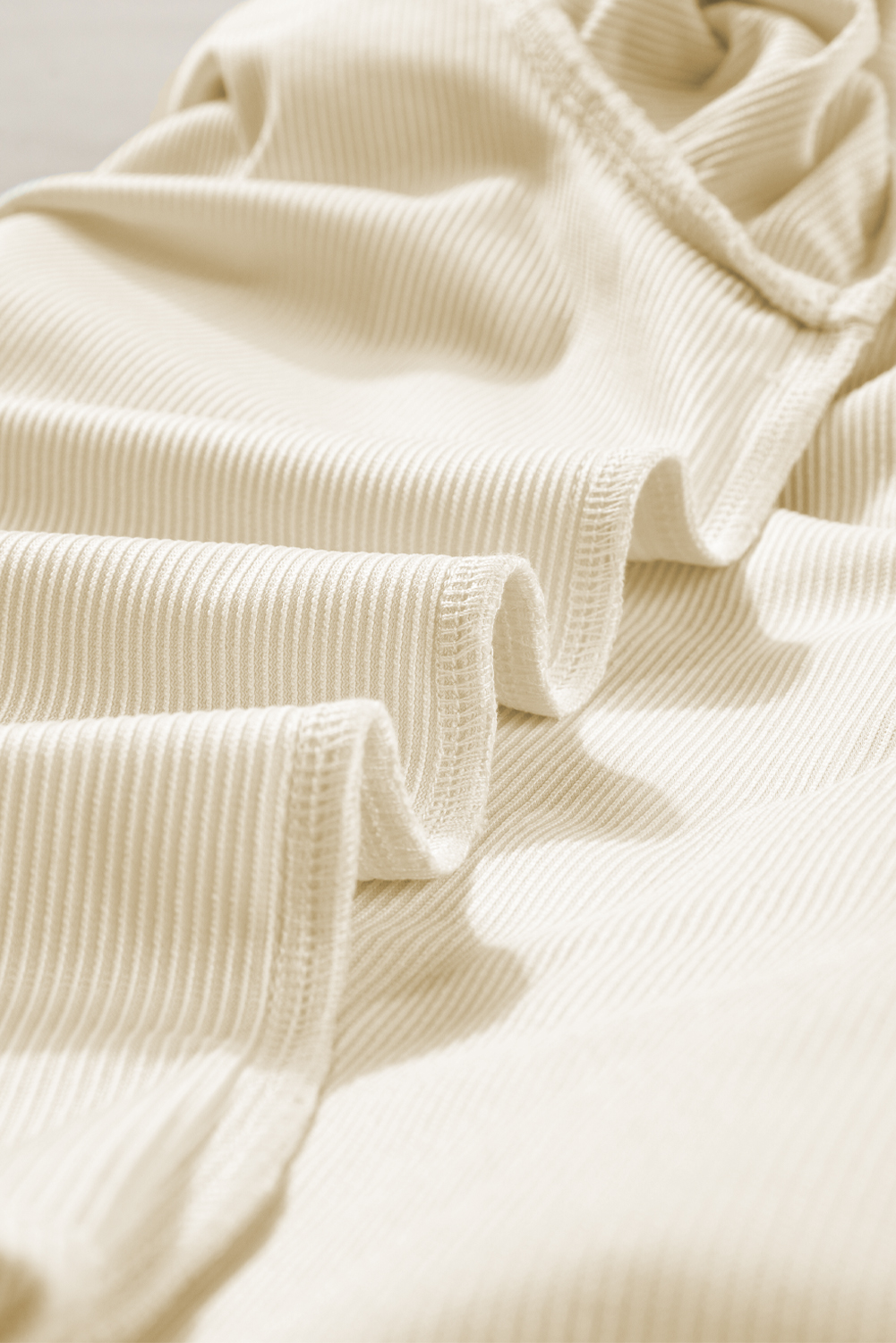 Stunning Long Sleeve Corduroy Shirt with Ruffled Sleeves and Round Neck - Detail View 12 Stunning Long Sleeve Corduroy Shirt with Ruffled Sleeves and Round Neck - Detail View 12
