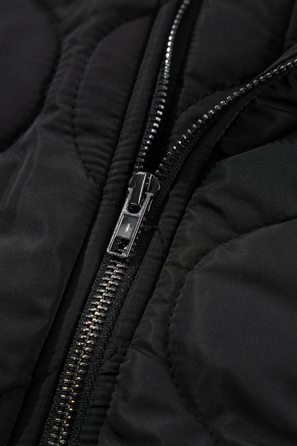 Chic Sleeveless Puffer Vest - Premium Quilted Design, Black - Detail View 12 Chic Sleeveless Puffer Vest - Premium Quilted Design, Black - Detail View 12