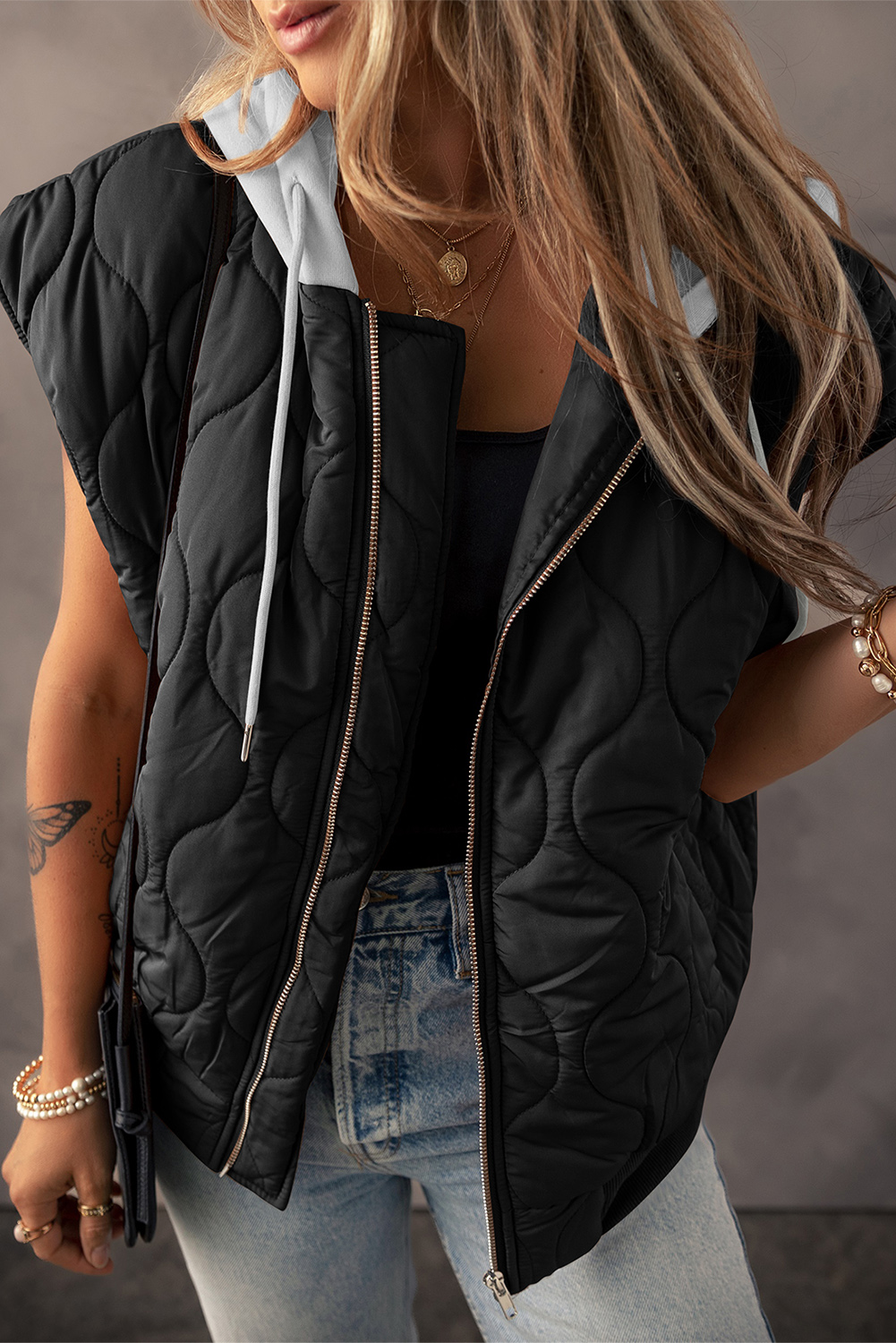 Stay Cozy in Style: Women's Hooded Zip-Up Puffer Vest, Black - Detail View 3 Stay Cozy in Style: Women's Hooded Zip-Up Puffer Vest, Black - Detail View 3