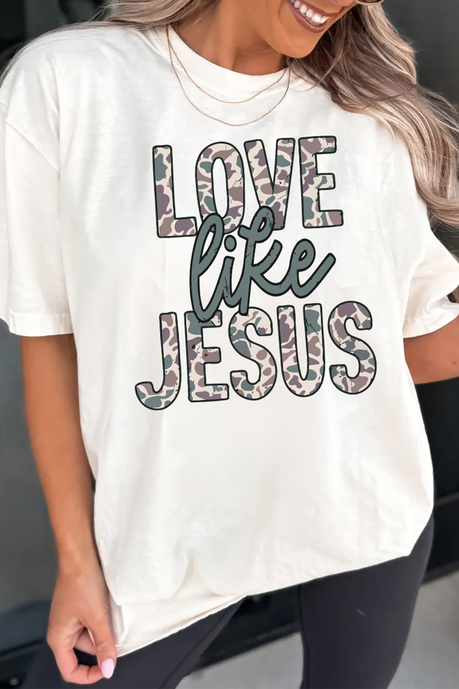 Casual Round Neck T-Shirt, Women's White Camo Graphic Tee - Detail View 3 Casual Round Neck T-Shirt, Women's White Camo Graphic Tee - Detail View 3