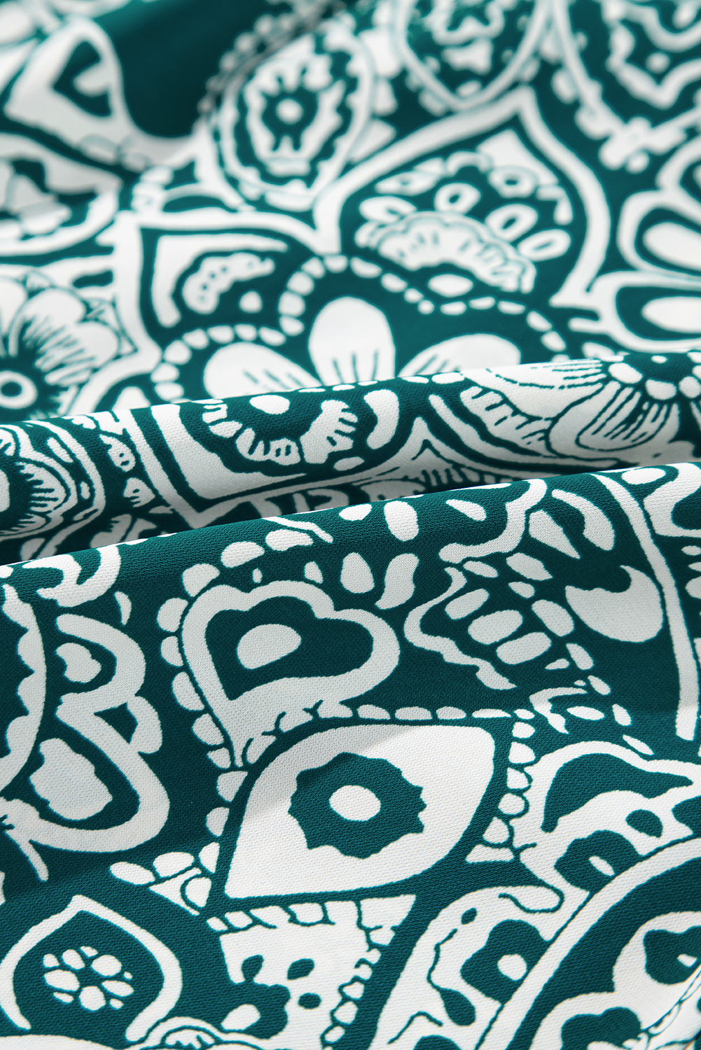 Plus Size Women's Green Floral Flounce Sleeve Split Neck Mini Dress - Detail View 13 Plus Size Women's Green Floral Flounce Sleeve Split Neck Mini Dress - Detail View 13