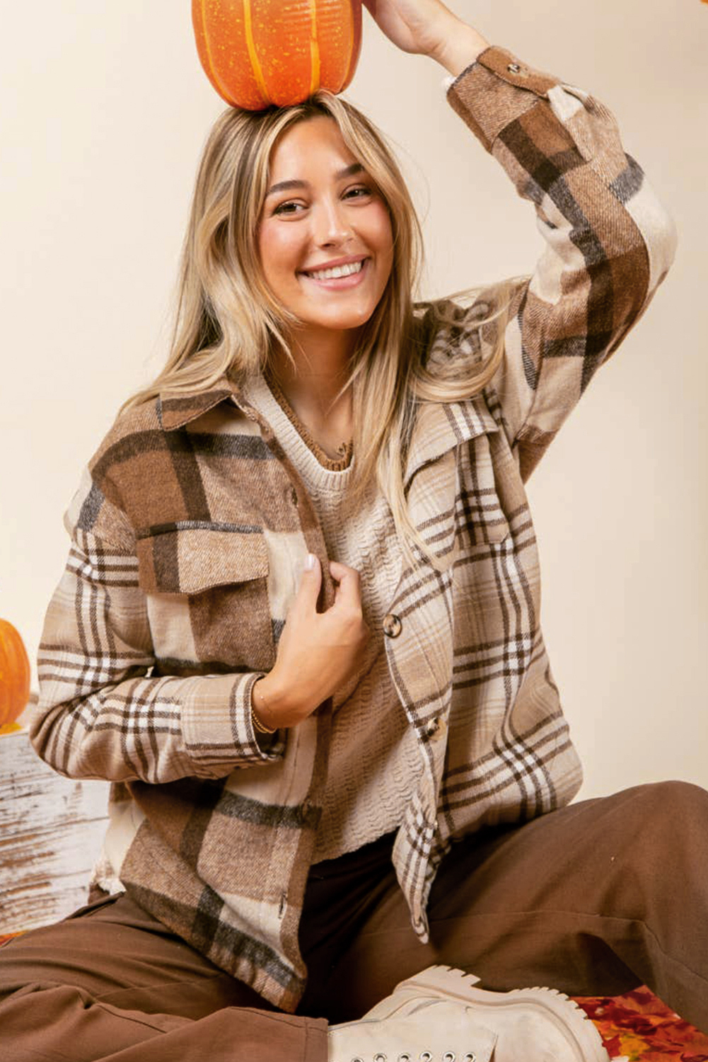 Versatile Long Sleeve Flannel Plaid Shacket - Perfect for Winter Casual Wear - Detail View 3 Versatile Long Sleeve Flannel Plaid Shacket - Perfect for Winter Casual Wear - Detail View 3
