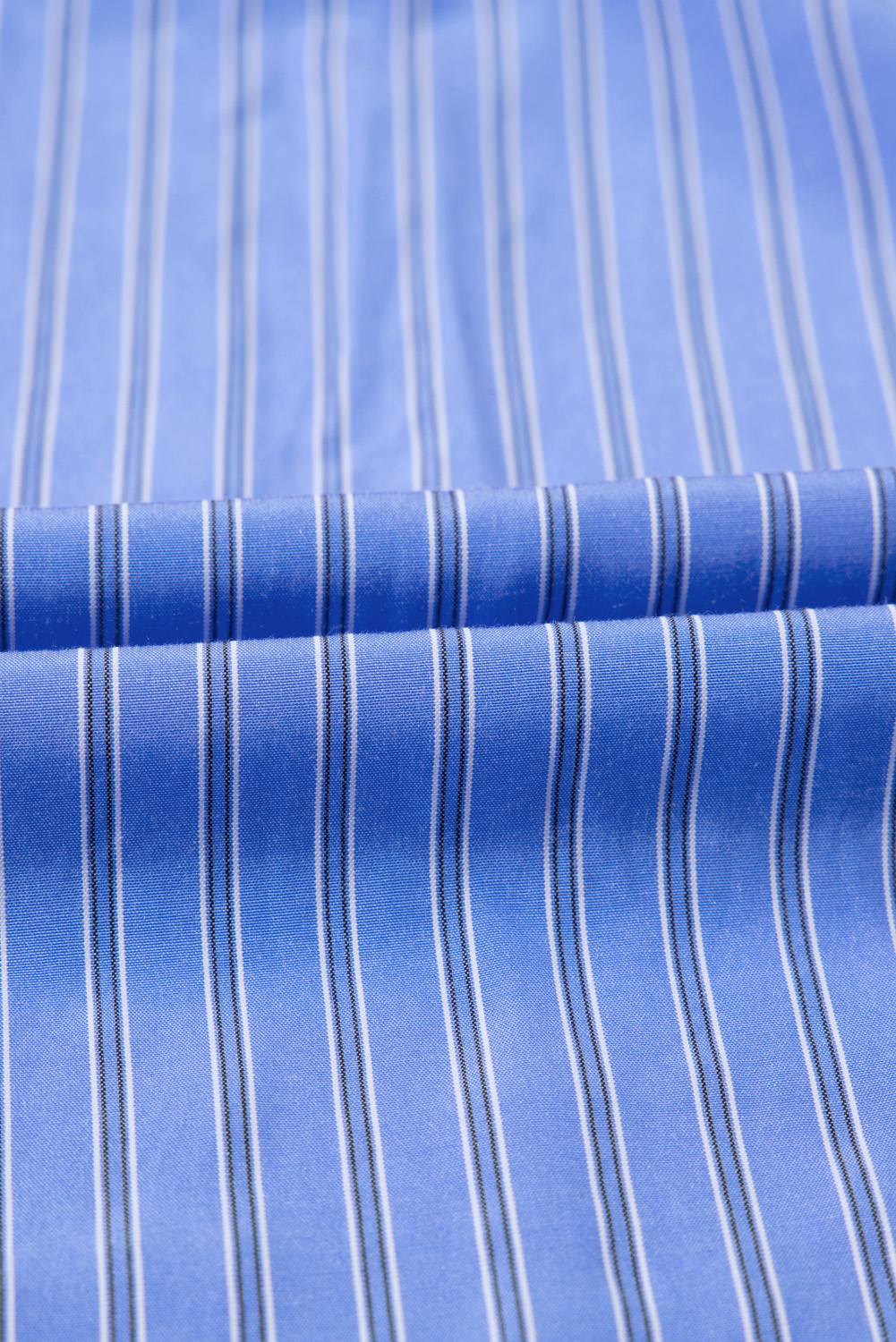 Elevate Your Style with This Soft and Comfy Blue Stripe Shirt - Detail View 8 Elevate Your Style with This Soft and Comfy Blue Stripe Shirt - Detail View 8