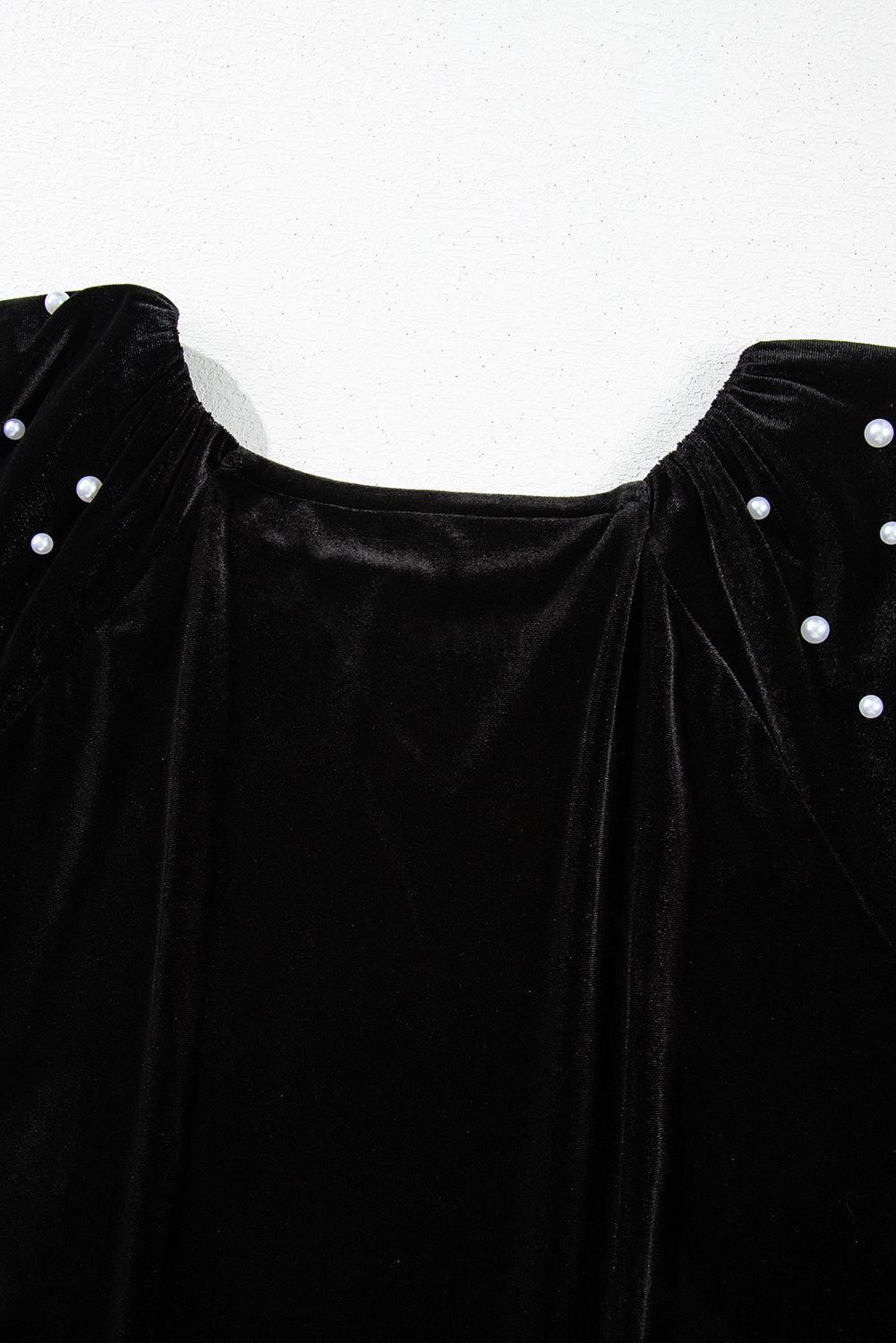 Chic and Stylish Women's Velvet Blouse - Perfect for Fall & Special Events - Detail View 11 Chic and Stylish Women's Velvet Blouse - Perfect for Fall & Special Events - Detail View 11