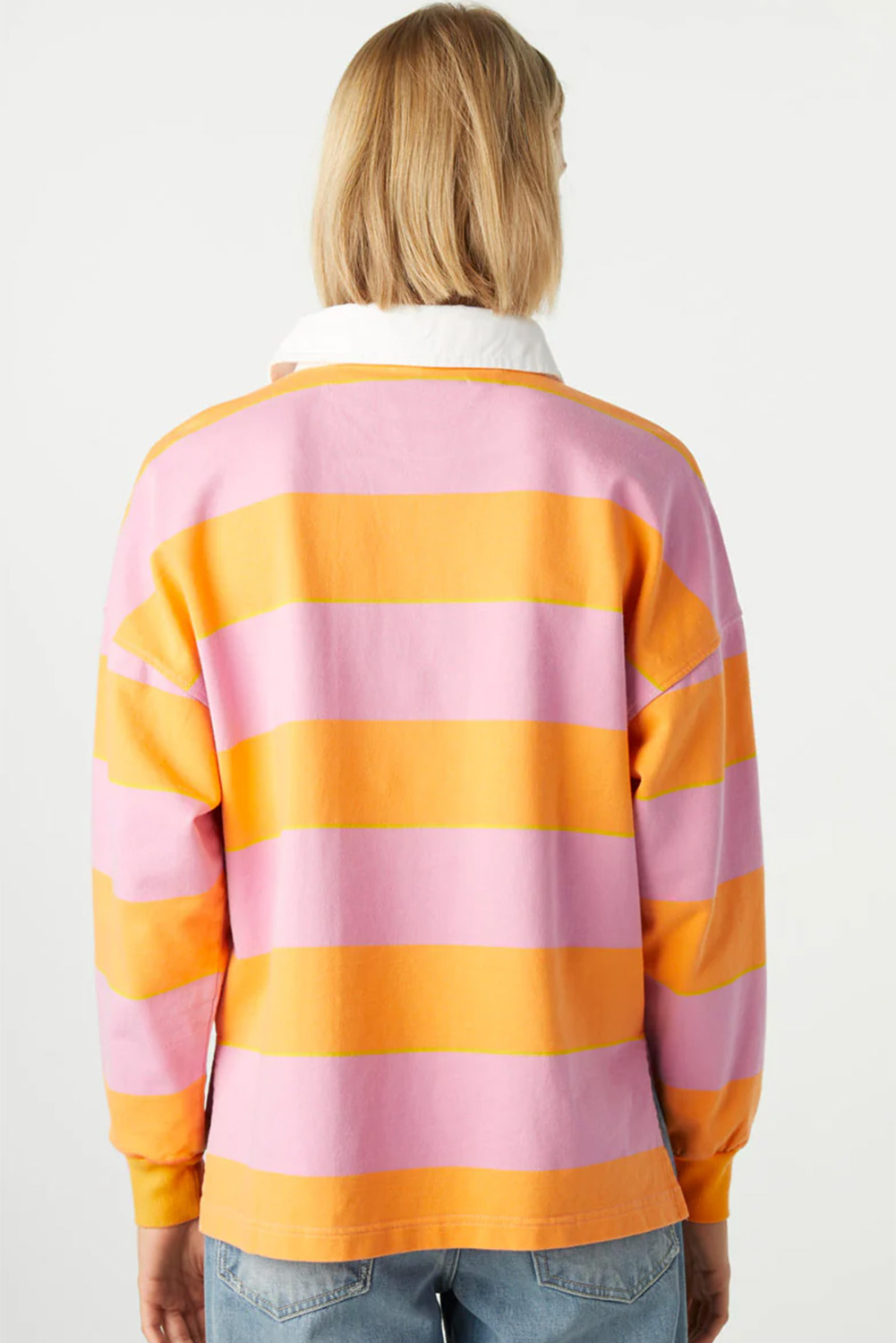 Comfortable and Stylish Color Block Sweatshirt for Fall - Perfect for Daily Wear - Detail View 3 Comfortable and Stylish Color Block Sweatshirt for Fall - Perfect for Daily Wear - Detail View 3