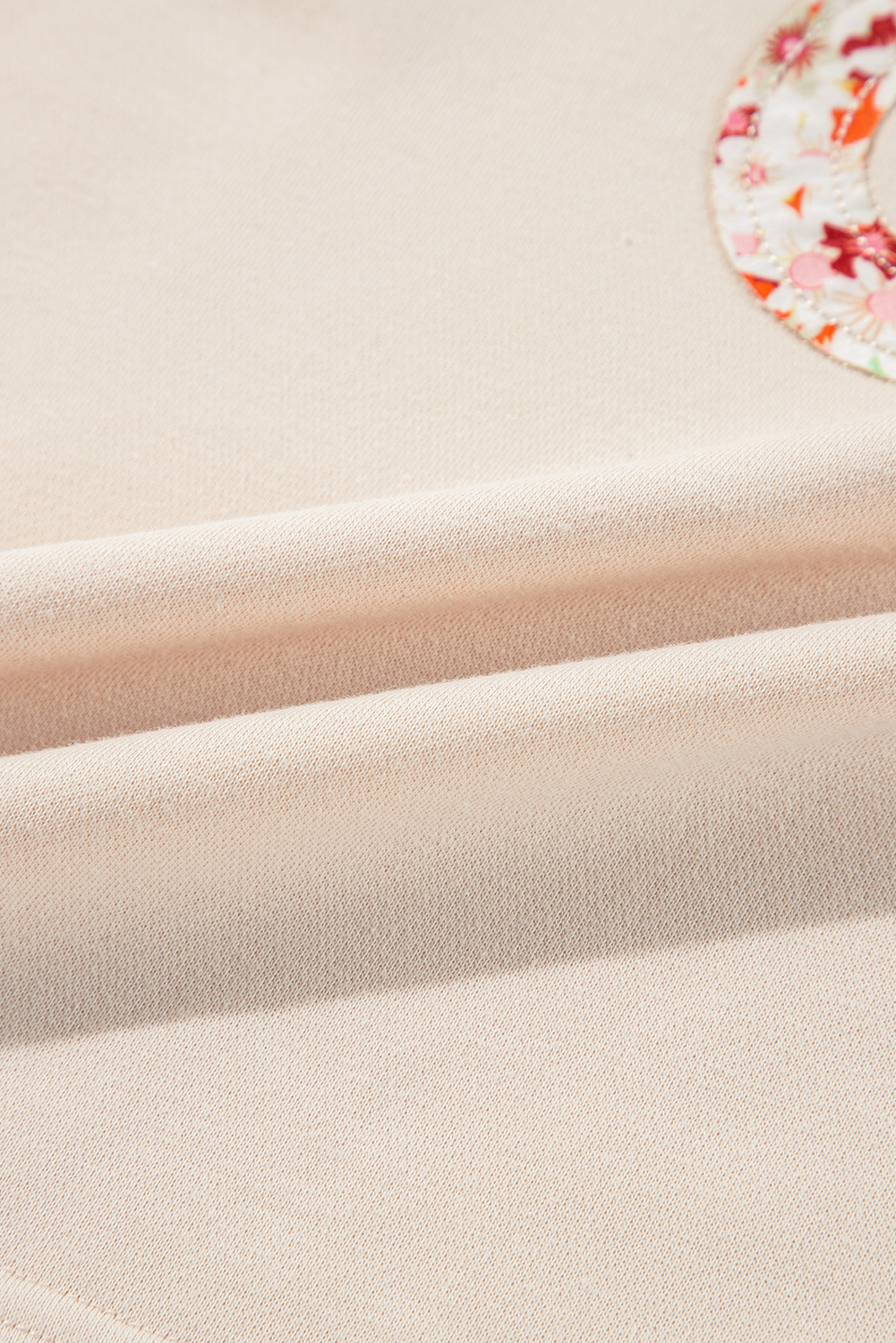Loose Fit and Comfortable Wide Sleeve Tee with Chic Floral Graphic - Beige - Detail View 13 Loose Fit and Comfortable Wide Sleeve Tee with Chic Floral Graphic - Beige - Detail View 13