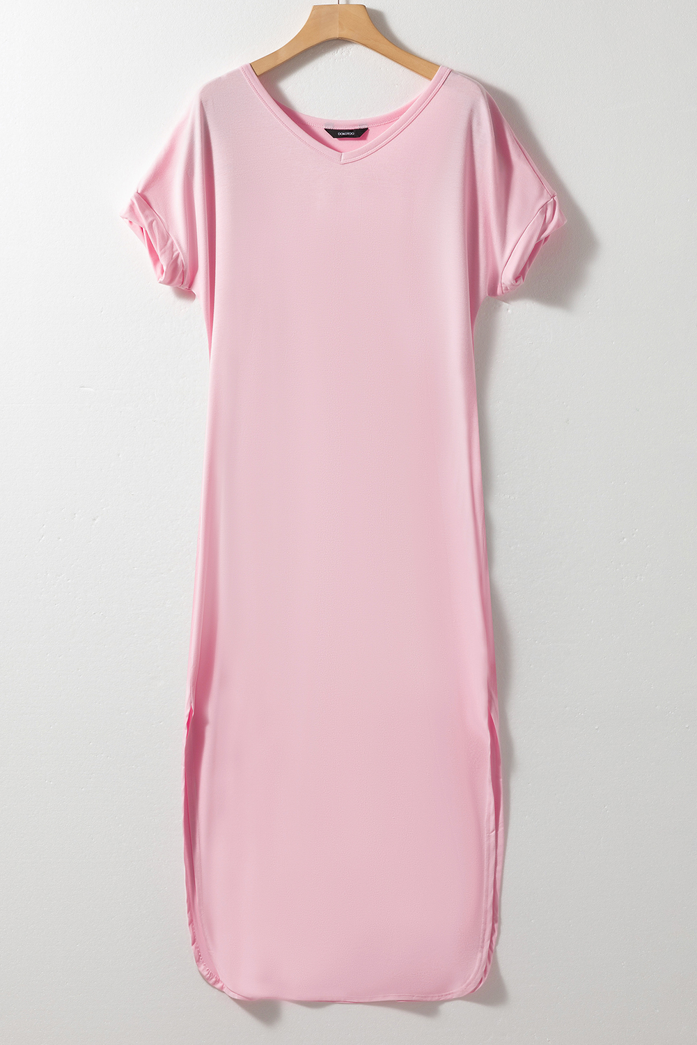 Casual Pink Maxi T-Shirt Dress, Relaxed V Neck With Pockets - Detail View 6 Casual Pink Maxi T-Shirt Dress, Relaxed V Neck With Pockets - Detail View 6