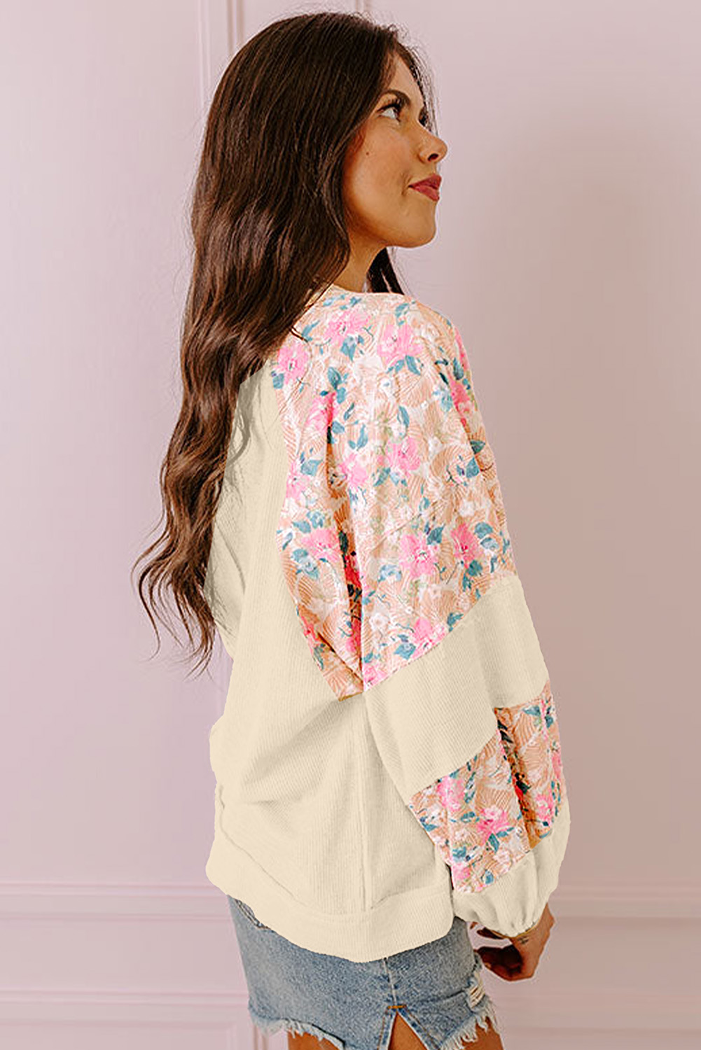 Elevate your wardrobe with this sophisticated and stylish Women's Apricot Textured Floral Patchwork Balloon Sleeve Blouse. The corded blouse exudes a classic and timeless appeal, while the floral patchwork design adds a touch of femininity and charm. The elegant crew neck enhances the blouse's classic appeal, making it a versatile and chic addition to your collection. The balloon sleeves create a trendy and fashion-forward silhouette, adding a contemporary twist to the overall look. Made from a premium blend of 62% polyester, 32% cotton, and 6% elastane, this blouse ensures durability and comfort. The textured fabric adds depth and interest to the design, making it perfect for the fall and autumn season. Update your wardrobe with this stylish blouse, offering various styles to suit your fashion preferences. - Detail View 4 Elevate your wardrobe with this sophisticated and stylish Women's Apricot Textured Floral Patchwork Balloon Sleeve Blouse. The corded blouse exudes a classic and timeless appeal, while the floral patchwork design adds a touch of femininity and charm. The elegant crew neck enhances the blouse's classic appeal, making it a versatile and chic addition to your collection. The balloon sleeves create a trendy and fashion-forward silhouette, adding a contemporary twist to the overall look. Made from a premium blend of 62% polyester, 32% cotton, and 6% elastane, this blouse ensures durability and comfort. The textured fabric adds depth and interest to the design, making it perfect for the fall and autumn season. Update your wardrobe with this stylish blouse, offering various styles to suit your fashion preferences. - Detail View 4