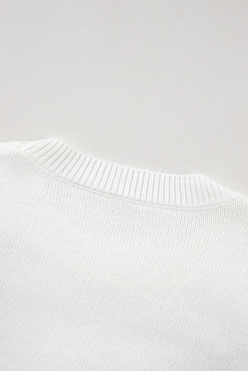 Add a touch of everyday elegance to your wardrobe with this Women's White Floral Crochet Chunky Knit Sweater. The delicate floral embroidery on this knit sweater exudes charm and sophistication, making it a stylish choice for daily wear. The casual, cozy, and oversized fit is flattering for all shapes, ensuring comfort and a trendy look. Made from a premium blend of 60% acrylic and 40% polyamide, this sweater is soft, warm, and comfortable for all-day wear. The classic white color and floral pattern add a timeless and chic appeal to the sweater. Different color options and sizes are available, providing a variety of choices for your personal style. Pair this sweater with your favorite jeans or leggings for a cozy and fashionable winter ensemble. Stay stylish and warm with this quality and elegant floral knit sweater. - Detail View 14 Add a touch of everyday elegance to your wardrobe with this Women's White Floral Crochet Chunky Knit Sweater. The delicate floral embroidery on this knit sweater exudes charm and sophistication, making it a stylish choice for daily wear. The casual, cozy, and oversized fit is flattering for all shapes, ensuring comfort and a trendy look. Made from a premium blend of 60% acrylic and 40% polyamide, this sweater is soft, warm, and comfortable for all-day wear. The classic white color and floral pattern add a timeless and chic appeal to the sweater. Different color options and sizes are available, providing a variety of choices for your personal style. Pair this sweater with your favorite jeans or leggings for a cozy and fashionable winter ensemble. Stay stylish and warm with this quality and elegant floral knit sweater. - Detail View 14