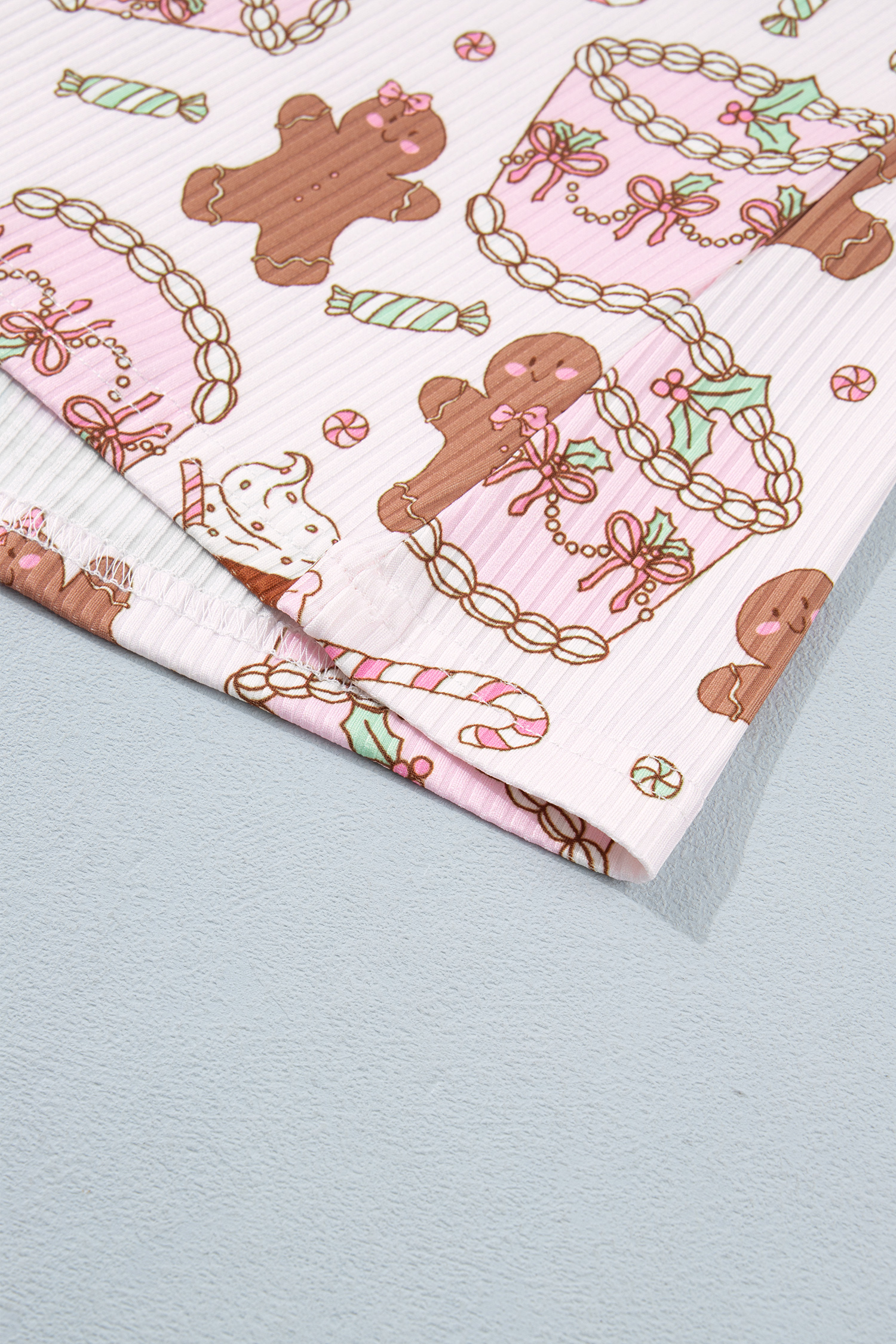 Pink Christmas Print Lounge Set, Long Sleeve Women's Pajamas - Detail View 11 Pink Christmas Print Lounge Set, Long Sleeve Women's Pajamas - Detail View 11