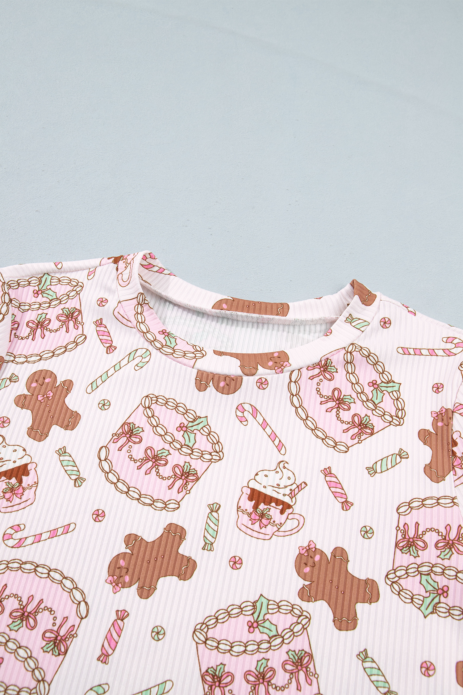 Pink Christmas Print Lounge Set, Long Sleeve Women's Pajamas - Detail View 8 Pink Christmas Print Lounge Set, Long Sleeve Women's Pajamas - Detail View 8