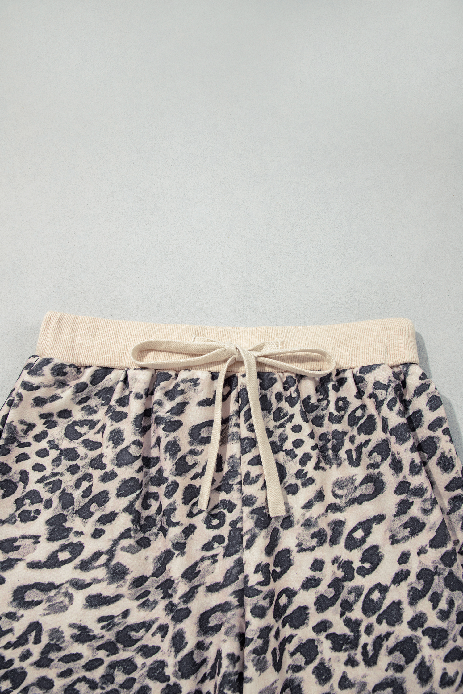 Women's Leopard Print Two Piece Set, Trendy Fall Lounge - Detail View 11 Women's Leopard Print Two Piece Set, Trendy Fall Lounge - Detail View 11