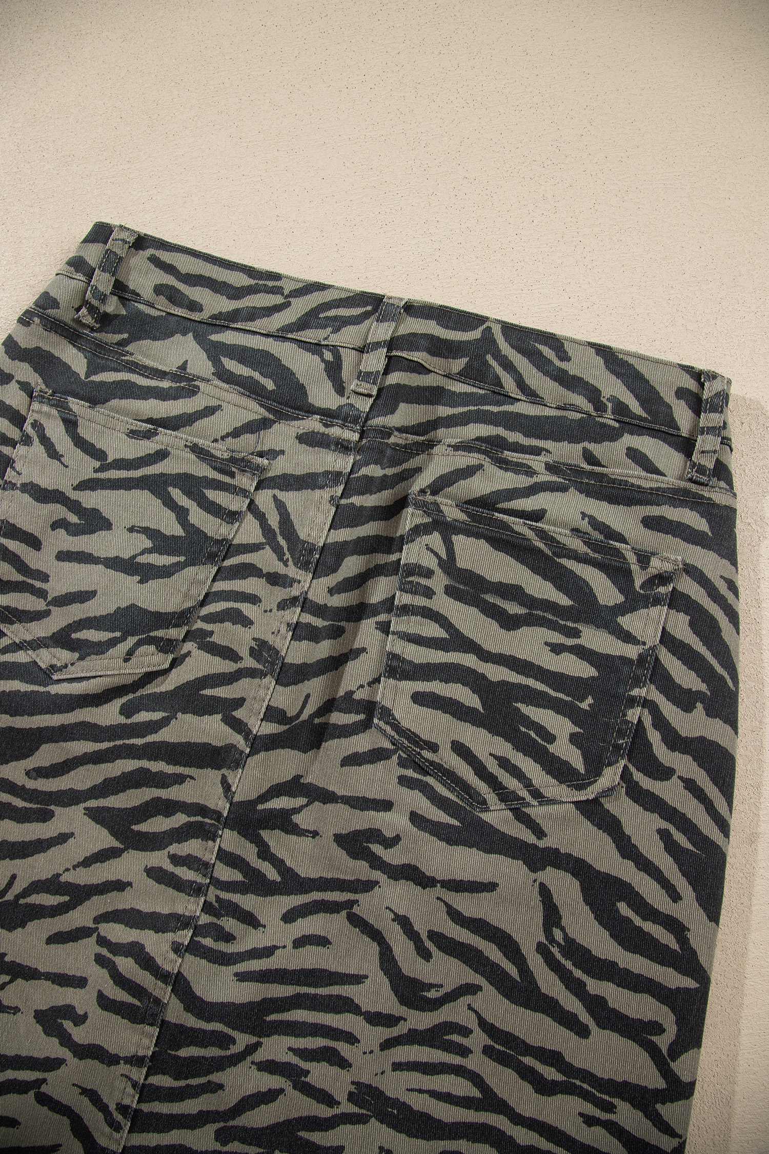 Women's Denim Midi Skirt, Casual Animal Print Side Split - Detail View 13 Women's Denim Midi Skirt, Casual Animal Print Side Split - Detail View 13