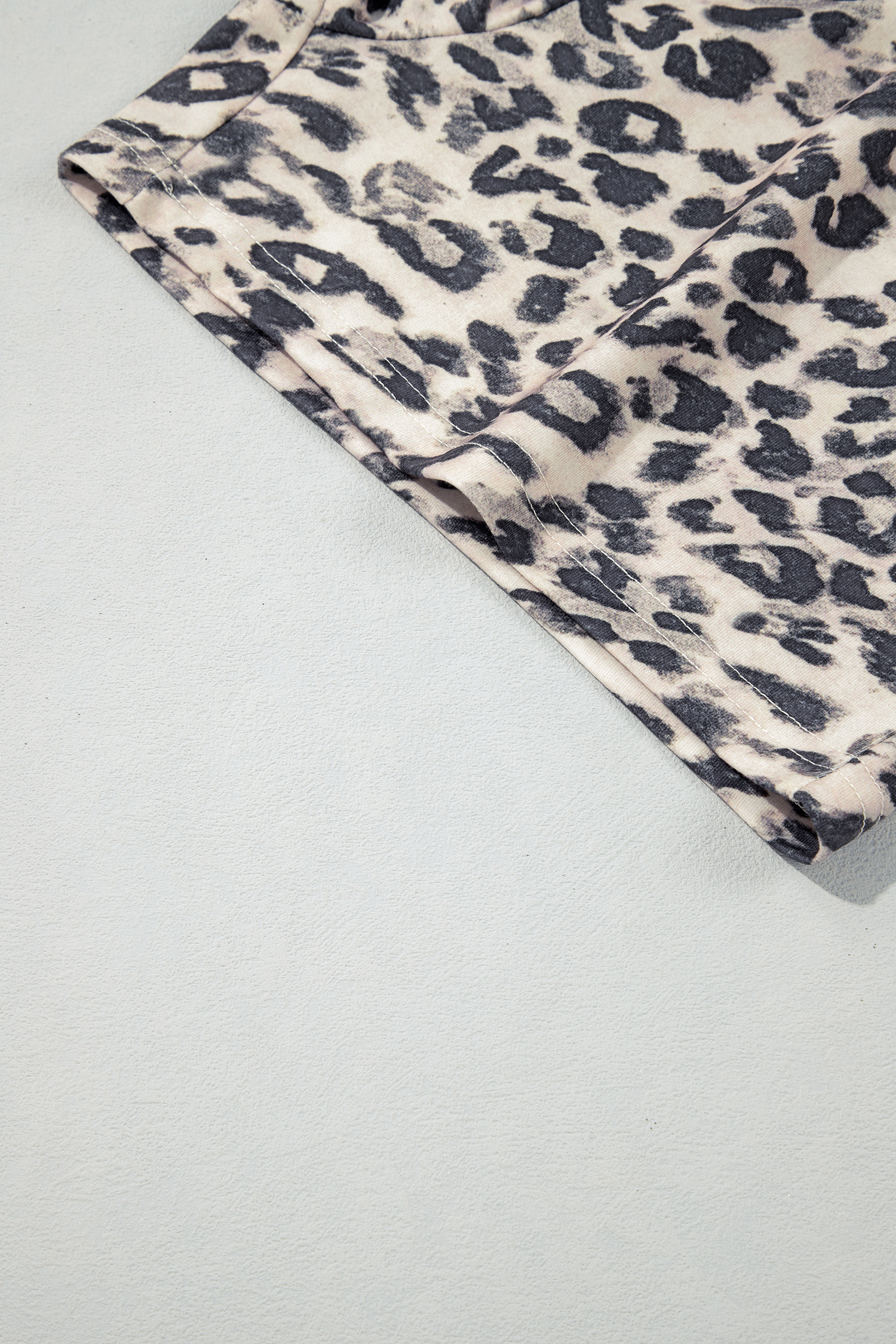 Women's Leopard Print Two Piece Set, Trendy Fall Lounge - Detail View 14 Women's Leopard Print Two Piece Set, Trendy Fall Lounge - Detail View 14