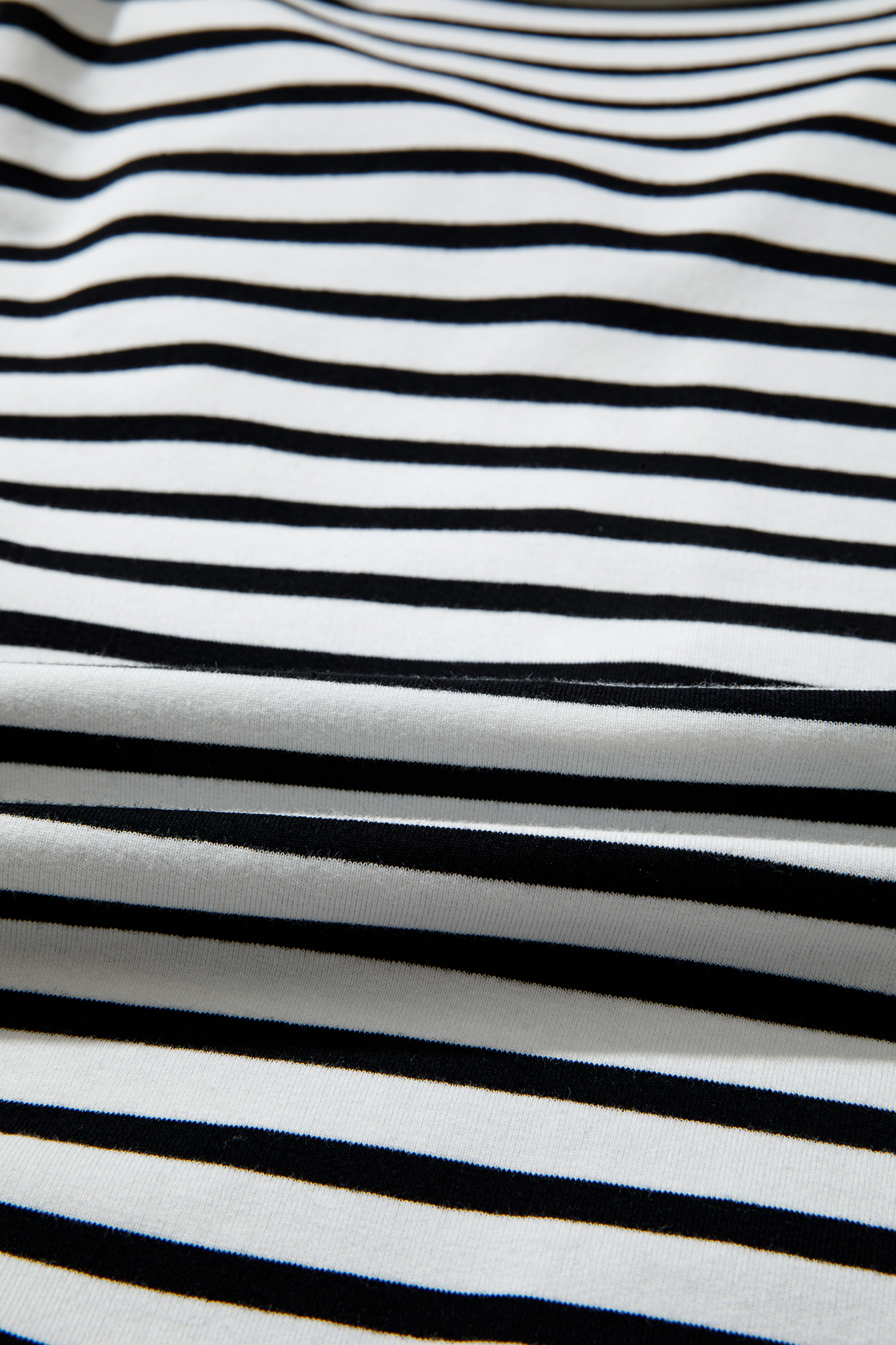 Women's Cotton Blend Stripe Pullover, Cozy V Neck Sweatshirt - Detail View 6 Women's Cotton Blend Stripe Pullover, Cozy V Neck Sweatshirt - Detail View 6