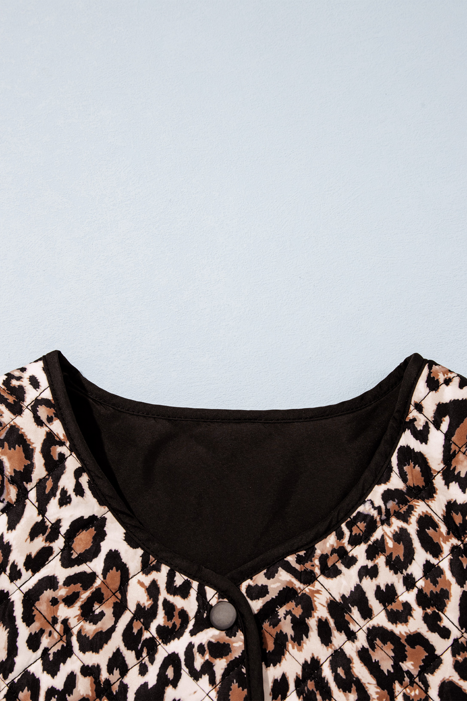 Womens Leopard Quilted Jacket, Casual Daily Coat - Detail View 7 Womens Leopard Quilted Jacket, Casual Daily Coat - Detail View 7
