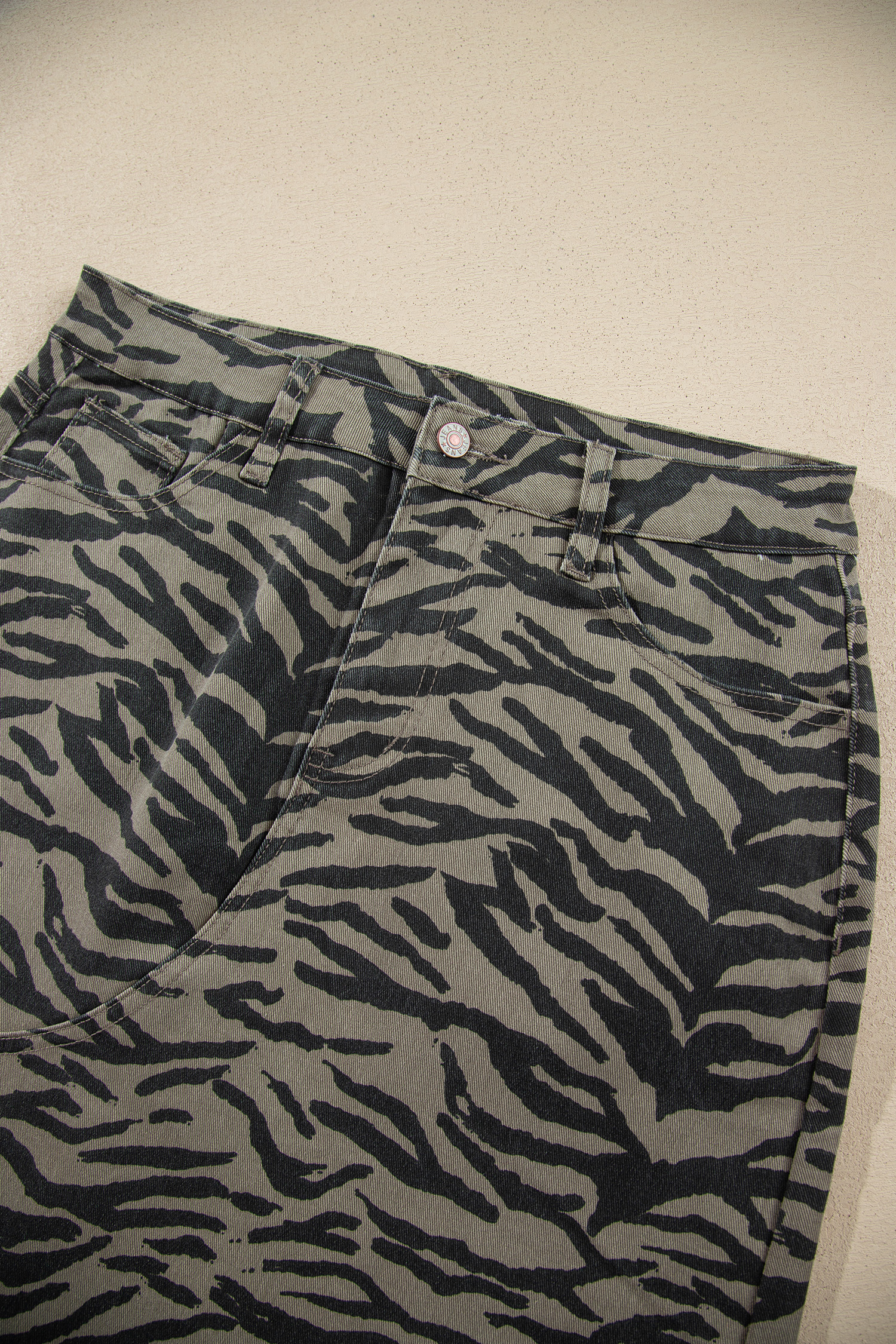 Women's Denim Midi Skirt, Casual Animal Print Side Split - Detail View 7 Women's Denim Midi Skirt, Casual Animal Print Side Split - Detail View 7