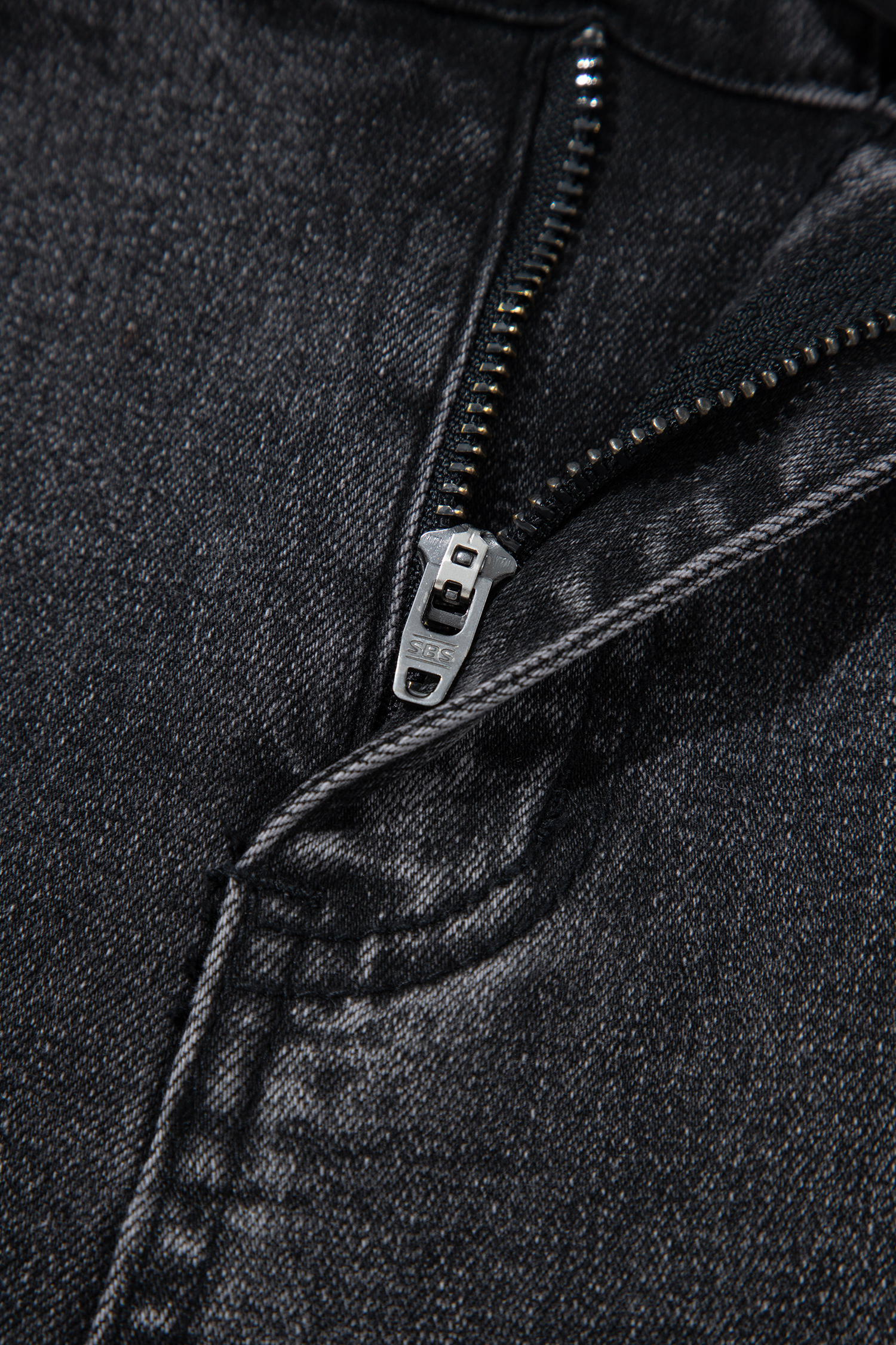 Women's Seam Patchwork Jeans, Carbon Grey Casual Fit - Detail View 11 Women's Seam Patchwork Jeans, Carbon Grey Casual Fit - Detail View 11