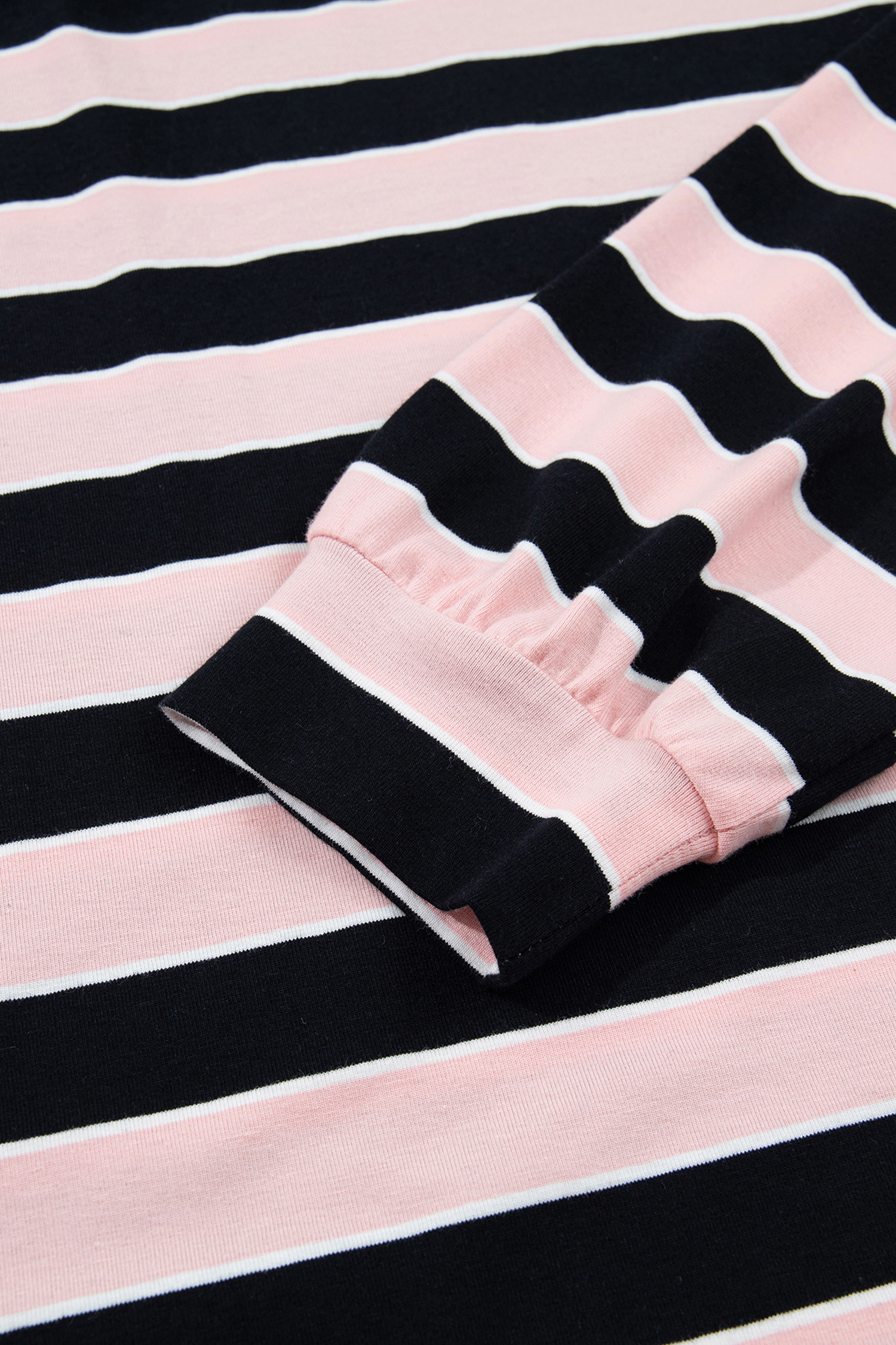 Women's Striped Shorts Set, Casual Oversized Two Piece - Detail View 10 Women's Striped Shorts Set, Casual Oversized Two Piece - Detail View 10