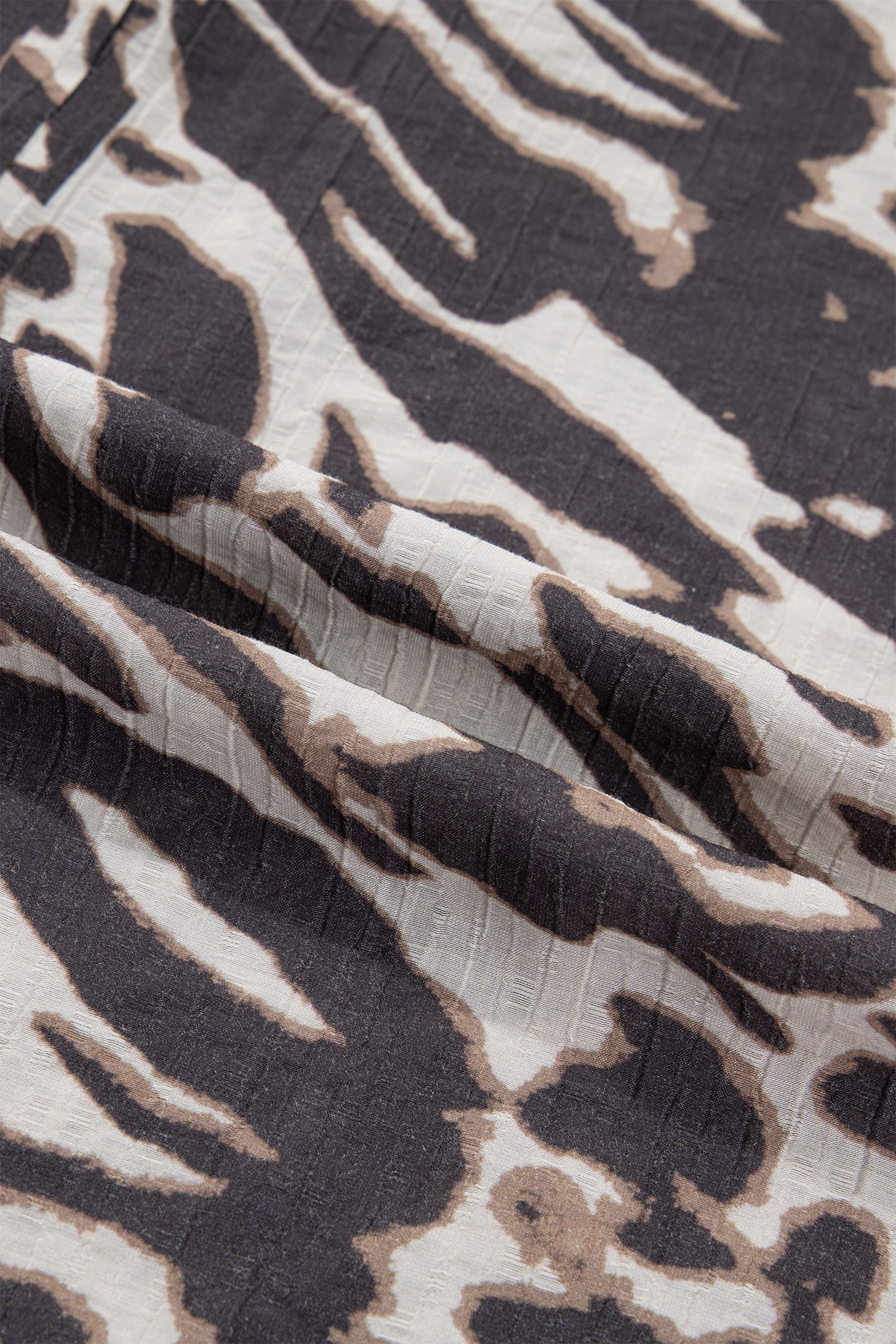 Animal Print Balloon Sleeve Top, Chic Fall Blouse - Detail View 11 Animal Print Balloon Sleeve Top, Chic Fall Blouse - Detail View 11