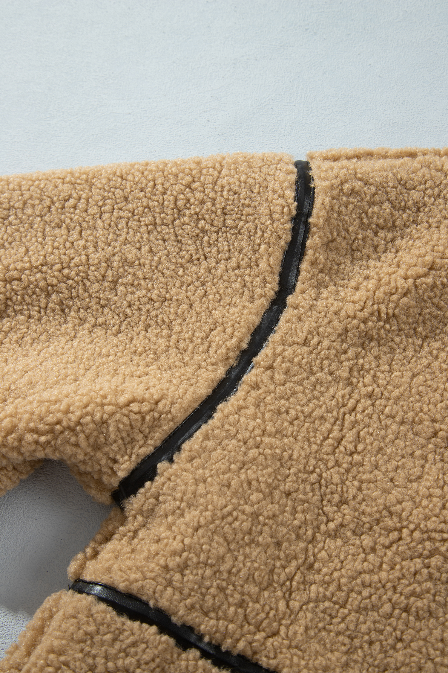 Women's Sherpa Fleece Jacket, Casual Zip Up Winter Coat - Detail View 10 Women's Sherpa Fleece Jacket, Casual Zip Up Winter Coat - Detail View 10